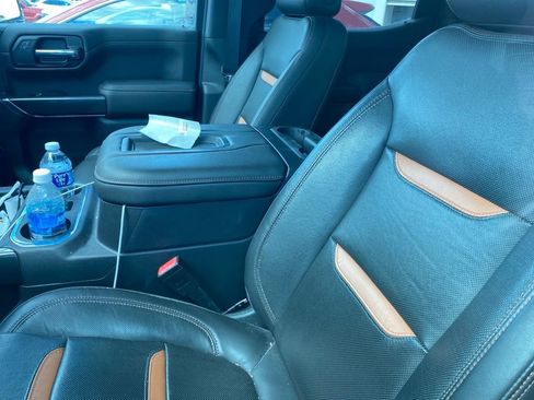 Used 2019 GMC Sierra 1500 AT4 w/ AT4 Premium Package AWD/4WD image 9