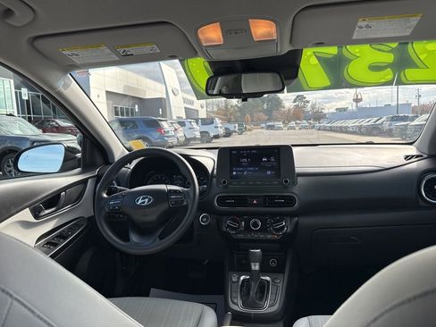 Used 2022 Hyundai Kona SEL image 29