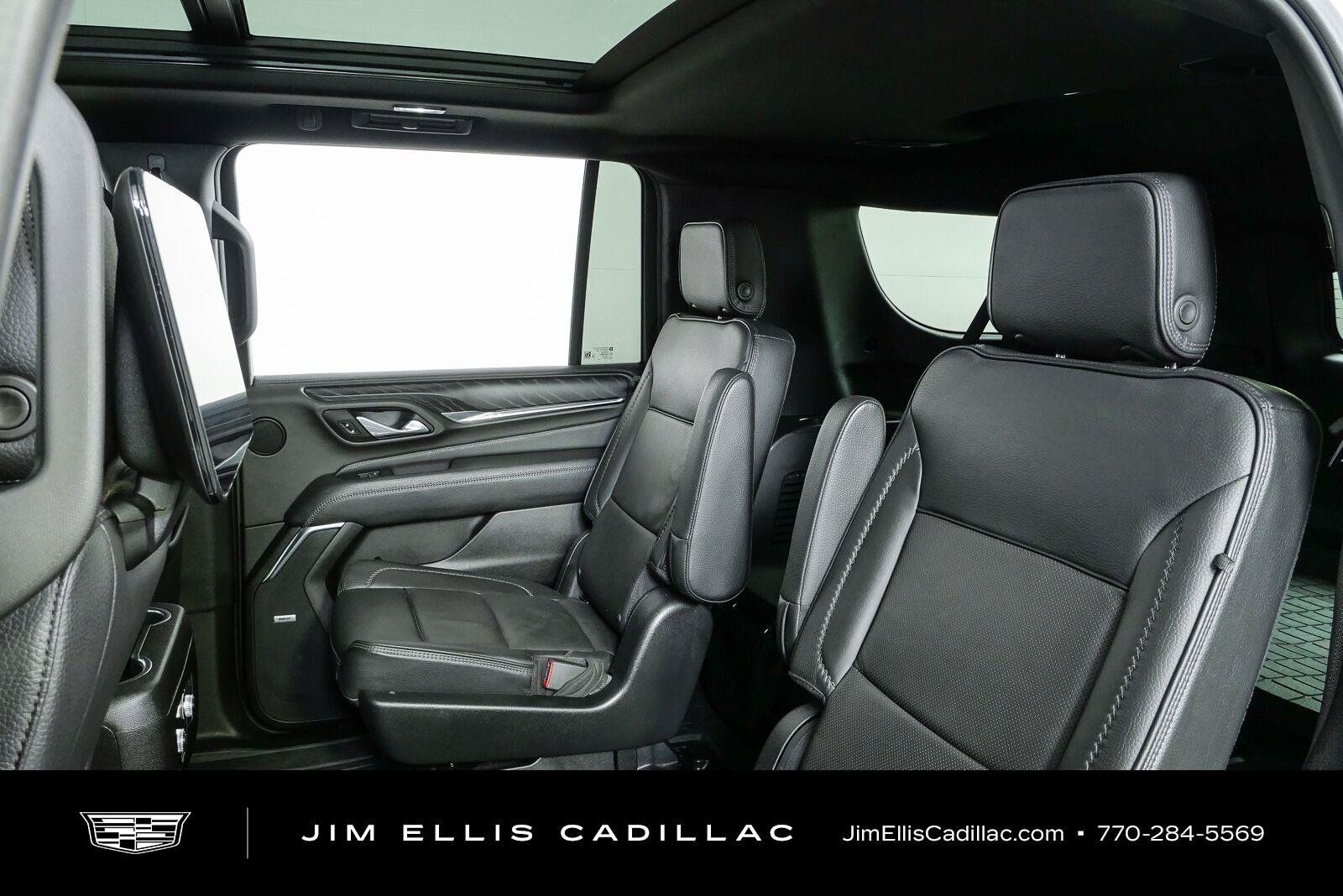 Used 2023 GMC Yukon XL Denali w/ Denali Reserve Package AWD/4WD image 19