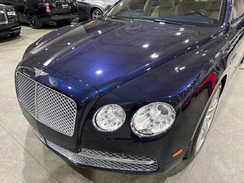 Used 2015 Bentley Flying Spur W12 image 32