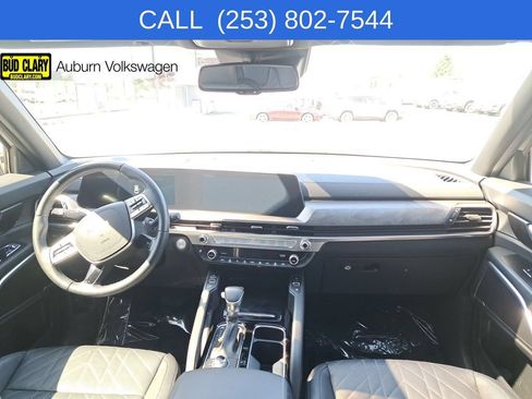 Used 2025 Kia Telluride AWD image 26