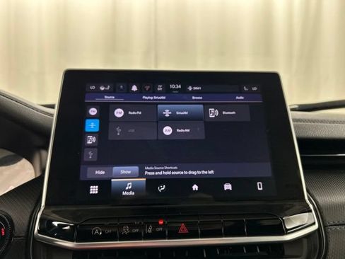 Used 2025 Jeep Compass Latitude w/ Convenience Group AWD/4WD image 12
