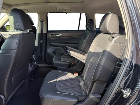 New 2026 Volkswagen Atlas SEL Premium R-Line image 16