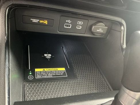 Used 2024 Honda CR-V EX-L image 19