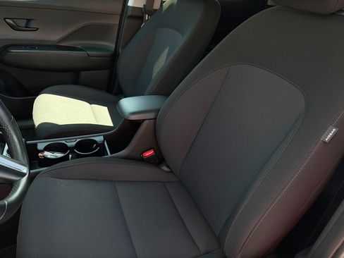 Certified 2024 Hyundai Kona SEL FWD image 18
