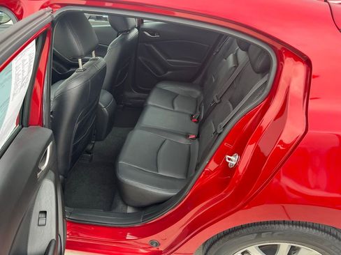 Used 2016 MAZDA MAZDA3 i Touring image 12