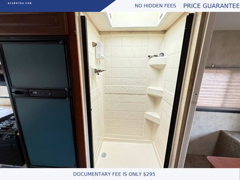 Used 2011 Ford E-450 and Econoline 450 Super Duty w/ Motorhome Prep Pkg image 18