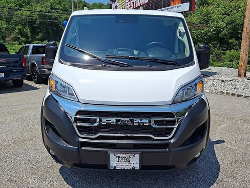 Used 2025 RAM ProMaster 2500 w/ U-Haul Equipment Group FWD image 27