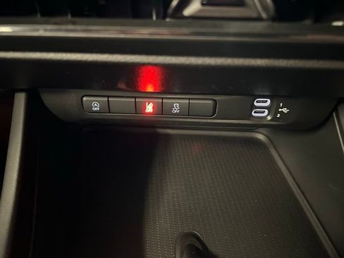 New 2026 Dodge Charger R/T AWD/4WD image 17