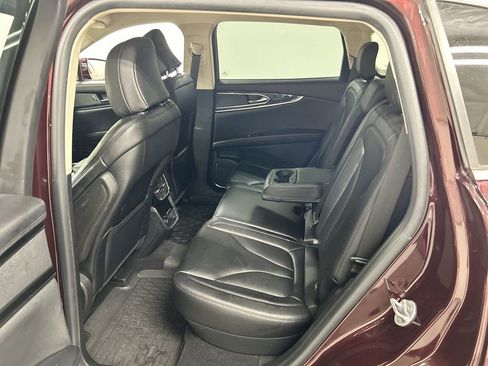 Used 2022 Lincoln Nautilus AWD w/ Premium Package image 20