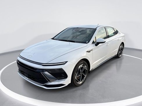 New 2026 Hyundai Sonata SEL FWD image 1
