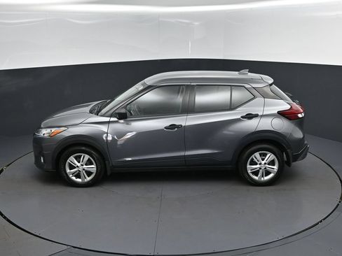 Used 2024 Nissan Kicks S FWD image 32