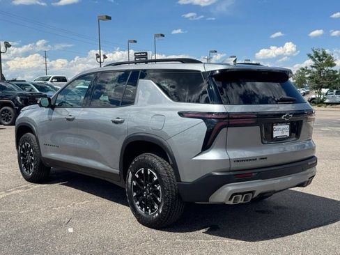 Used 2026 Chevrolet Traverse Z71 AWD/4WD image 3