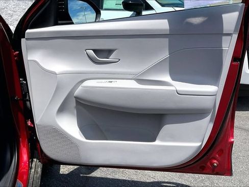 Used 2026 Hyundai Kona SEL Sport FWD image 23