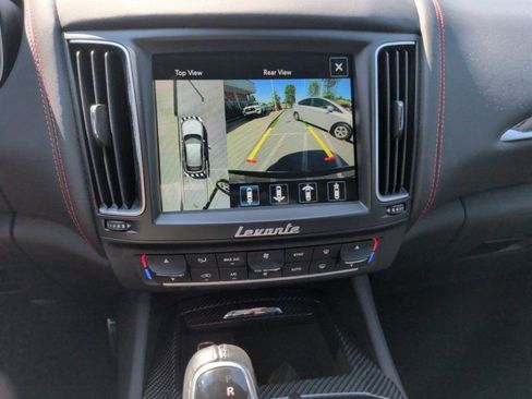 Used 2018 Maserati Levante S GranSport AWD/4WD image 21