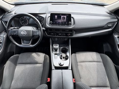 Used 2025 Nissan Rogue SV AWD/4WD image 26