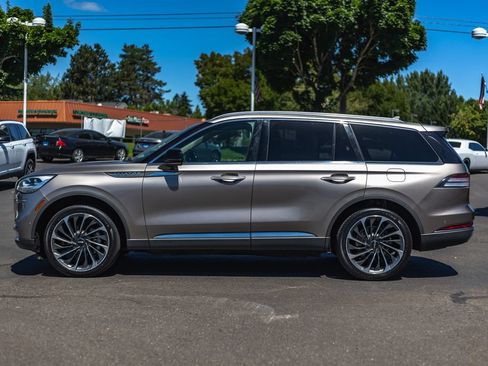 Used 2020 Lincoln Aviator Reserve w/ Equipment Group 202A AWD/4WD image 10