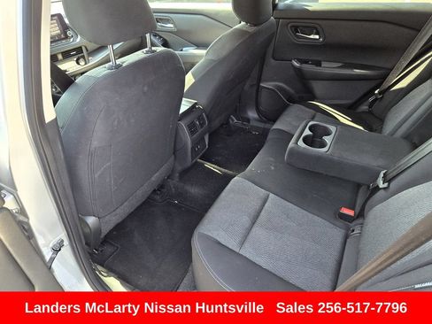 Used 2025 Nissan Rogue SV FWD image 14