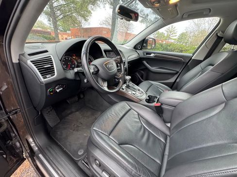 Used 2016 Audi Q5 2.0T Premium Plus w/ Technology Package image 13