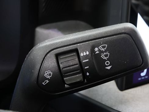 Used 2025 Ford Maverick XLT w/ XLT Luxury Package FWD image 16