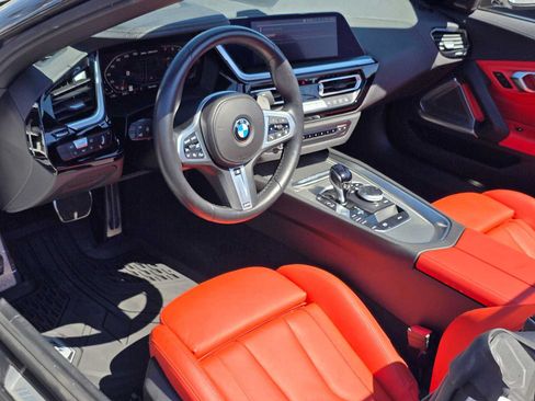 Used 2024 BMW Z4 M40i w/ Premium Package RWD image 18