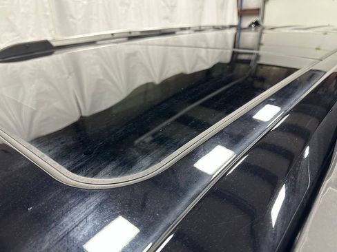 Used 2025 Ford Expedition Platinum AWD/4WD image 36