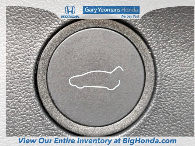 Used 2023 Tesla Model Y Long Range AWD/4WD image 21