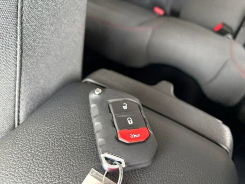 New 2026 Jeep Wrangler Unlimited Rubicon w/ Technology Group image 28