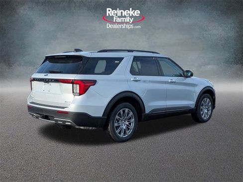 New 2026 Ford Explorer Active w/ Active Comfort Package image 5