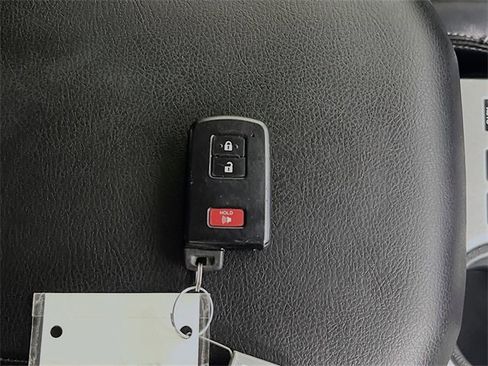 Used 2021 Toyota 4Runner Limited image 32