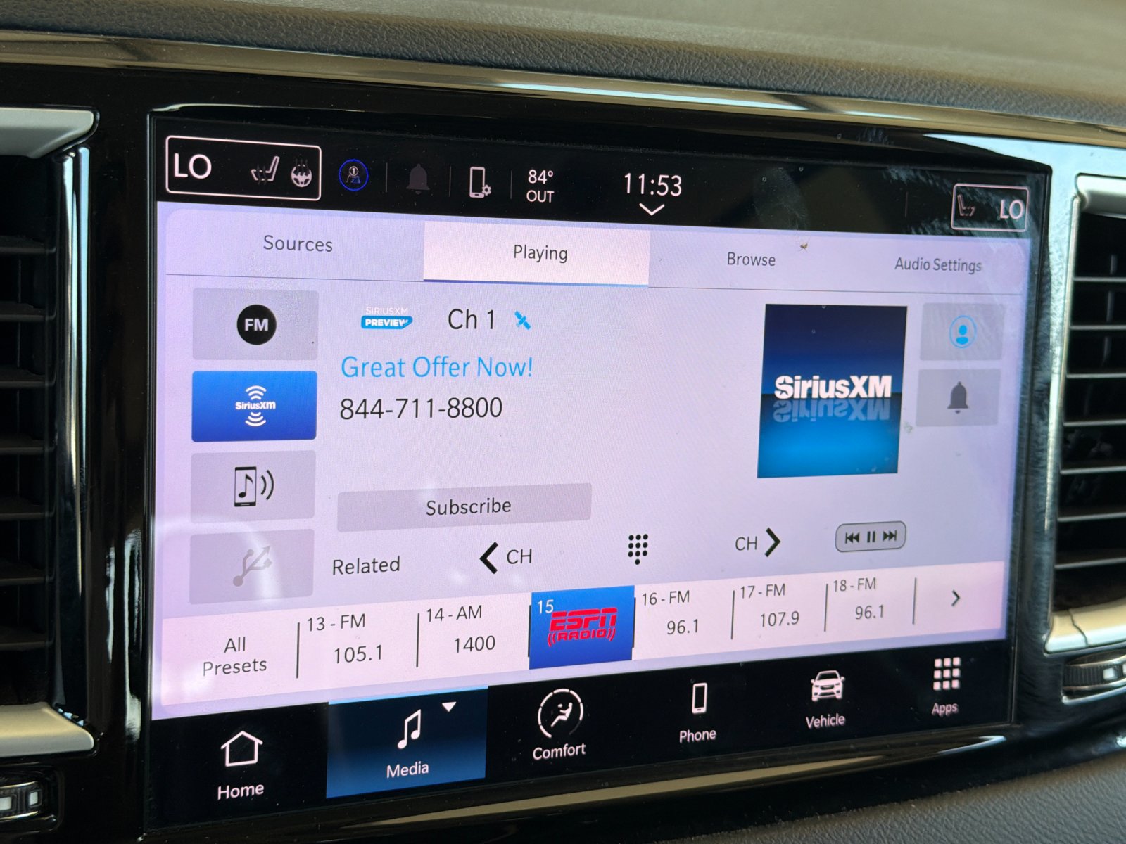 Used 2024 Chrysler Pacifica Touring-L FWD image 21