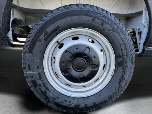 New 2026 Ford Transit 250 148 Medium Roof image 10