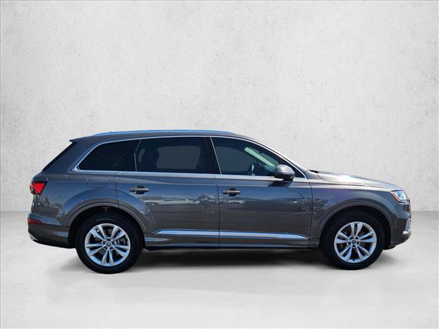 Used 2023 Audi Q7 2.0T Premium w/ Convenience Package AWD/4WD image 4