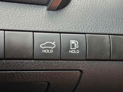 Used 2024 Toyota Camry LE image 24