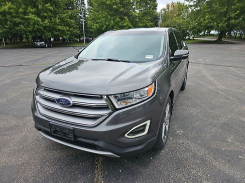 Used 2016 Ford Edge Titanium w/ Equipment Group 301A AWD/4WD image 2