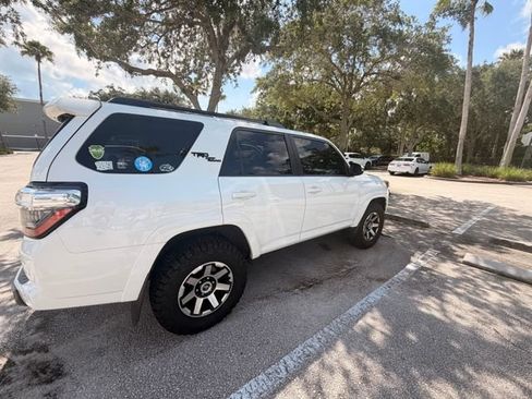 Used 2024 Toyota 4Runner TRD Off-Road Premium w/ Off Road Premium Plus Package AWD/4WD image 3
