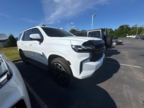 Used 2023 Chevrolet Tahoe RST w/ Luxury Package AWD/4WD image 3