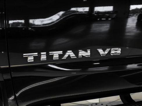 Used 2020 Nissan Titan Platinum Reserve w/ Moonroof Package AWD/4WD image 56