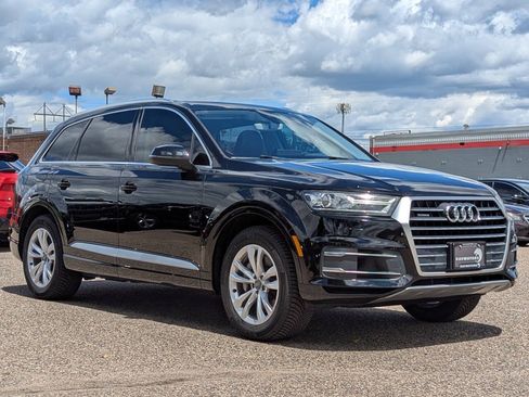 Used 2017 Audi Q7 3.0T Premium AWD/4WD image 5