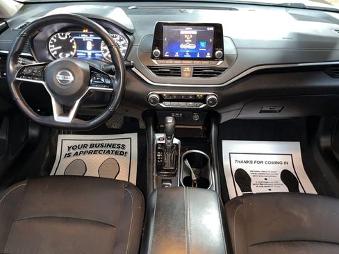 Used 2021 Nissan Altima 2.5 SV w/ SV Premium Package image 20