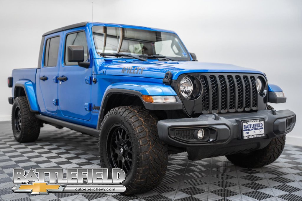 Used 2021 Jeep Gladiator Sport AWD/4WD image 1
