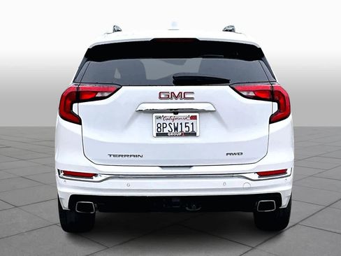 Used 2020 GMC Terrain Denali w/ Denali Premium Package image 4