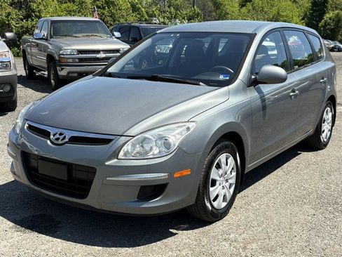Used 2010 Hyundai Elantra GLS FWD image 1