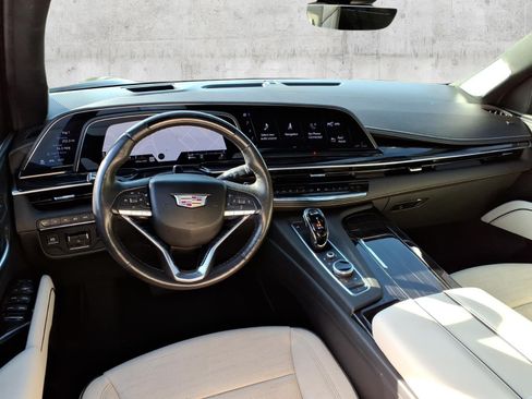 Used 2022 Cadillac Escalade Sport w/ Touring Package AWD/4WD image 7