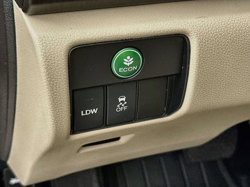 Used 2015 Honda Accord EX-L image 11