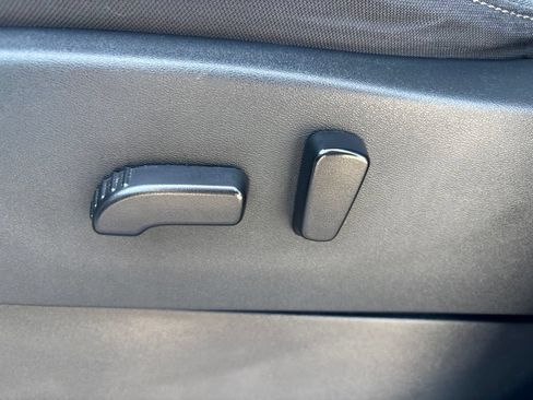Certified 2023 Nissan Frontier SV AWD/4WD image 18