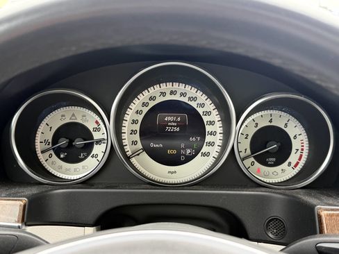 Used 2014 Mercedes-Benz E 350 Sedan image 43