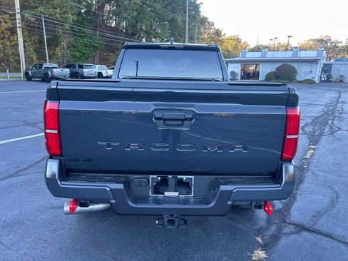 New 2025 Toyota Tacoma TRD Off-Road image 4