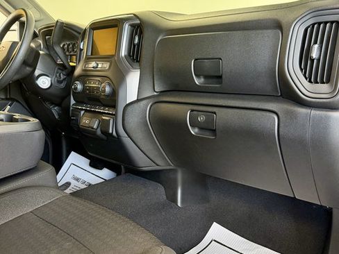 Used 2022 Chevrolet Silverado 1500 Custom RWD image 12