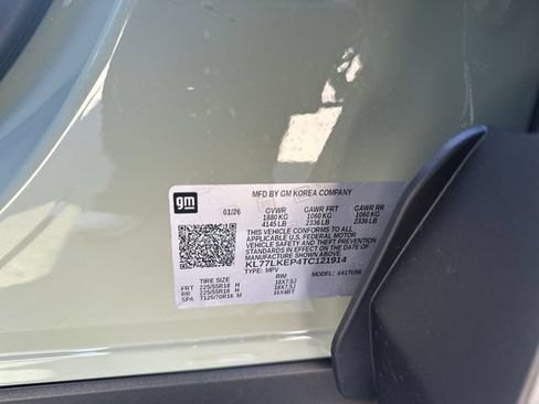 Used 2026 Chevrolet Trax ACTIV w/ Sunroof Package FWD image 37